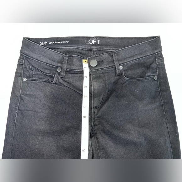 Black Jean Ann Taylor LOFT 26/2 skinny - Picture 2 of 4
